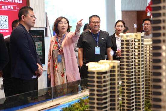 241806130c6f7afc2f7884.jpg IMG_4378.JPG