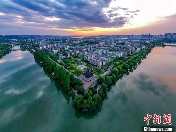 27162058ee5ae8b6e39644.jpg 6001.jpg