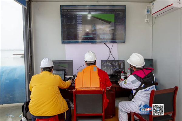 12163301d700bd47f85535.jpg 00004.jpg