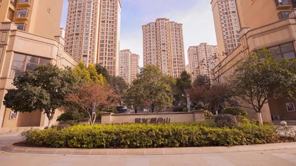 090909198ec76a3c4e8726.jpg 7.jpg